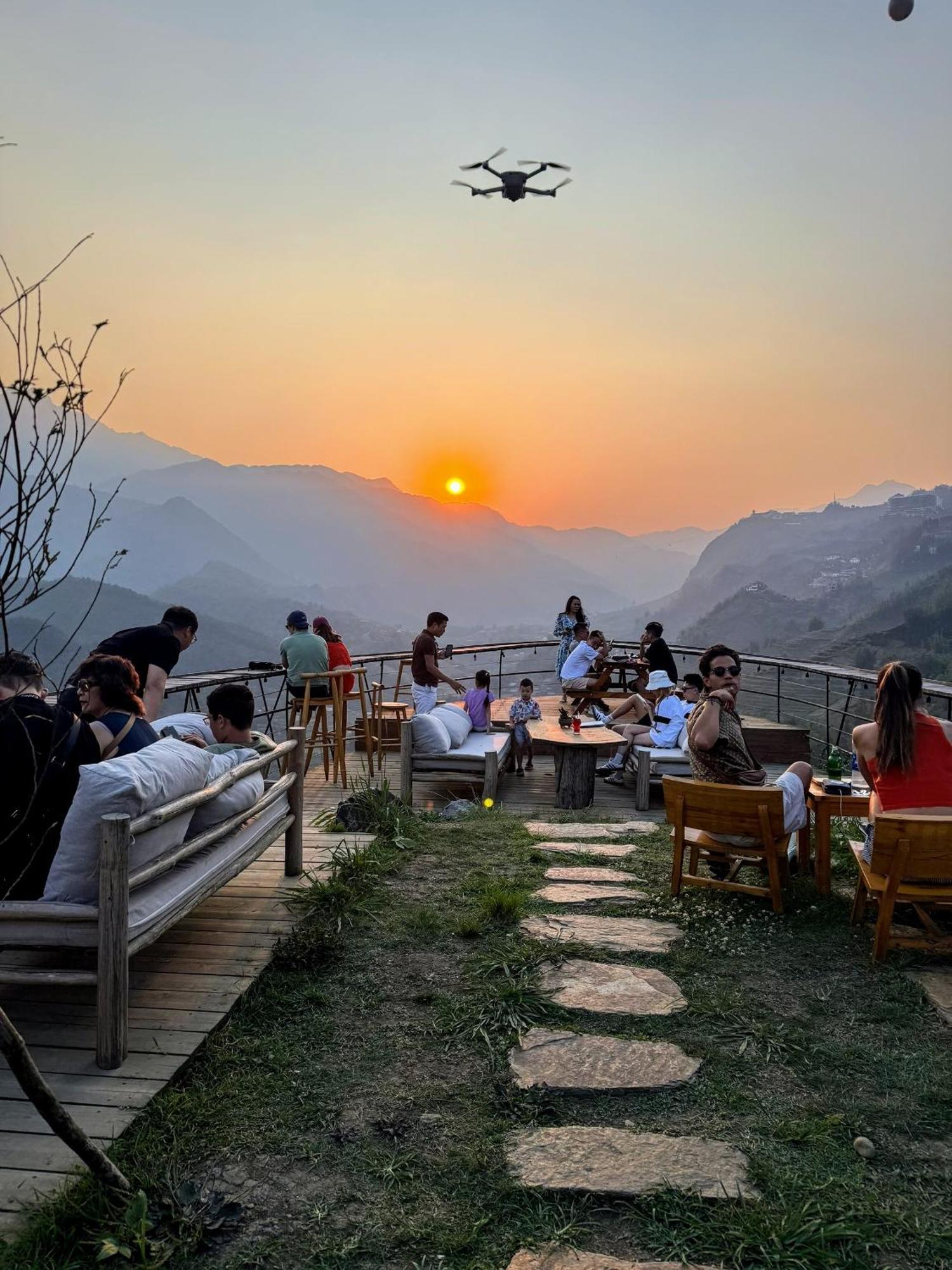 Phansi - Glamping, View Point 360, Bar & Bbq Sapa Exterior foto