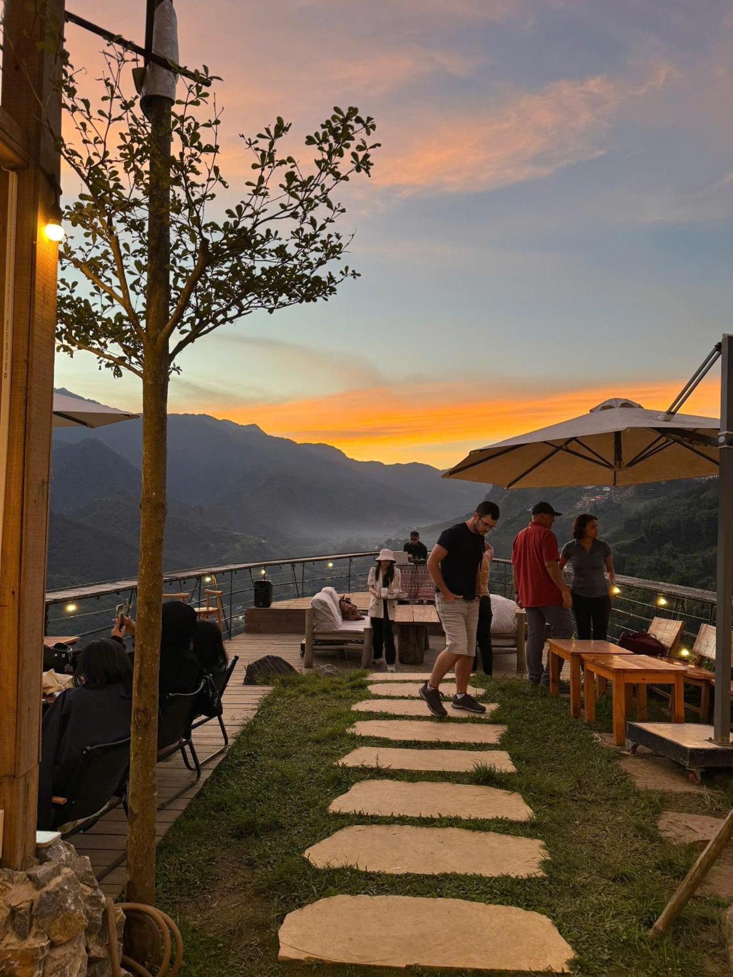 Phansi - Glamping, View Point 360, Bar & Bbq Sapa Exterior foto
