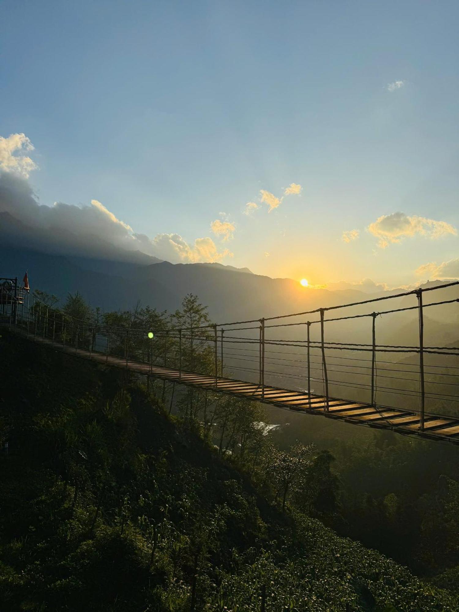 Phansi - Glamping, View Point 360, Bar & Bbq Sapa Exterior foto